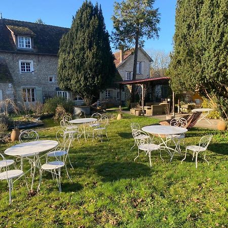 Une Vie en Rose Pressagny-lʼOrgeuilleux Buitenkant foto