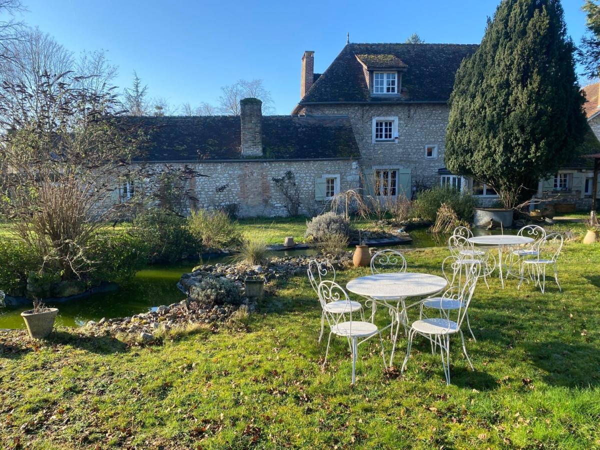Une Vie en Rose Pressagny-lʼOrgeuilleux Buitenkant foto