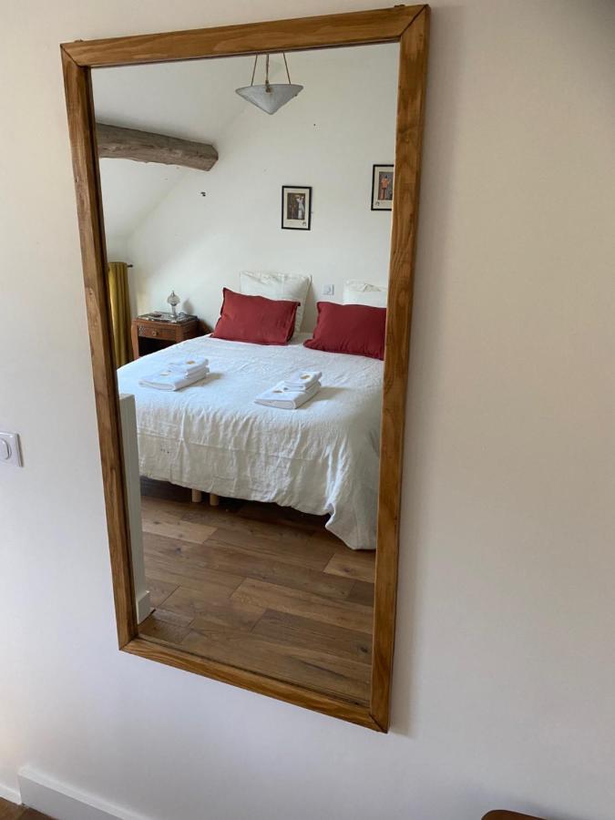 Une Vie en Rose Pressagny-lʼOrgeuilleux Buitenkant foto