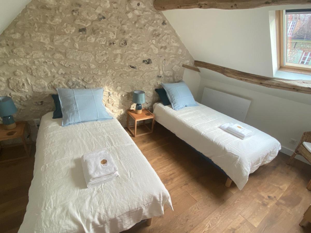 Une Vie en Rose Pressagny-lʼOrgeuilleux Buitenkant foto