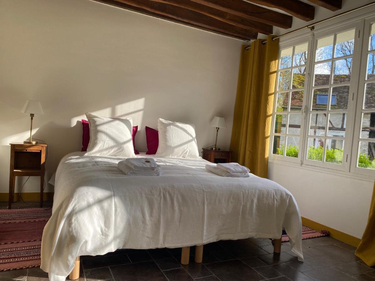 Une Vie en Rose Pressagny-lʼOrgeuilleux Buitenkant foto